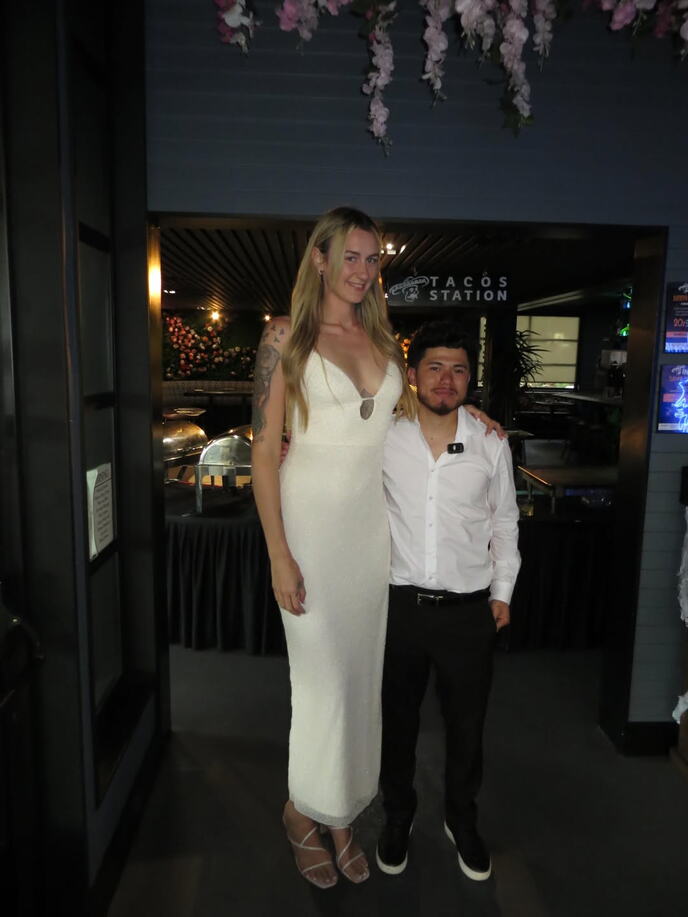 blondimuneca-3923795741378915815_52257846370_3-20260620_182844.jpg
