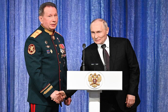 Viktor Zolotov03 EPA Sergey Bobylevsputnikkremlin P.jpg