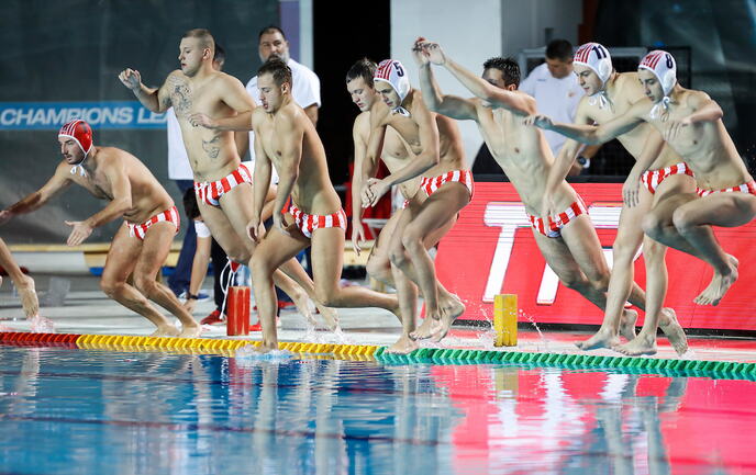 VK Crvena zvezda