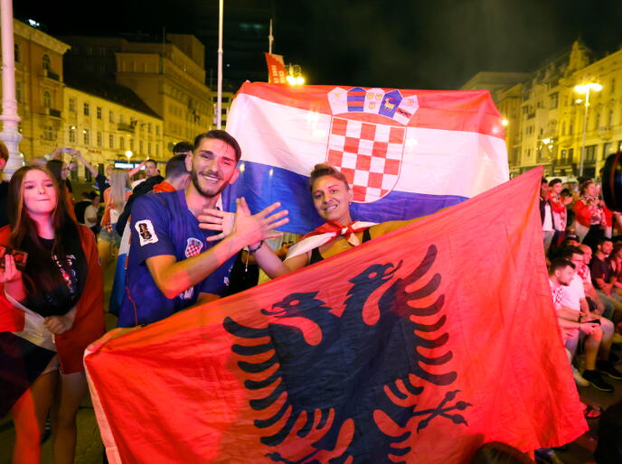 Uvek zajedno