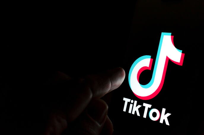 TikTok (2).jpg