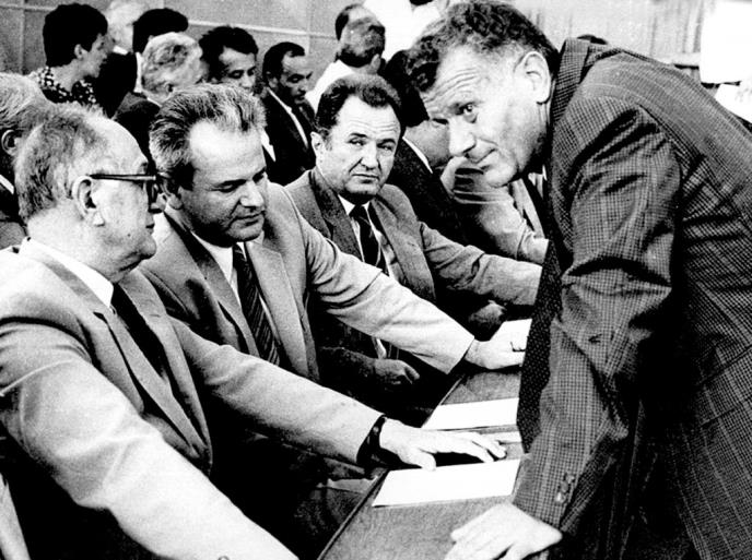 slobodan-milosevic-ivan-stambolic-osma-sednica-ck.jpg