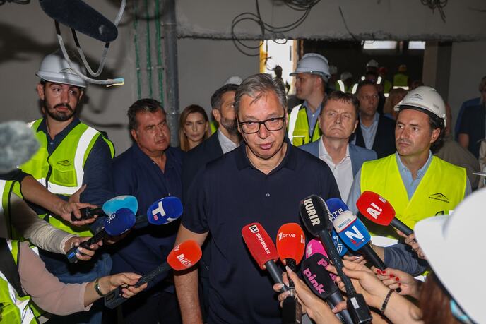 Aleksandar Vučić Ginekološka klinika GAK Klinika za ginekologiju i akušerstvo (2).jpeg