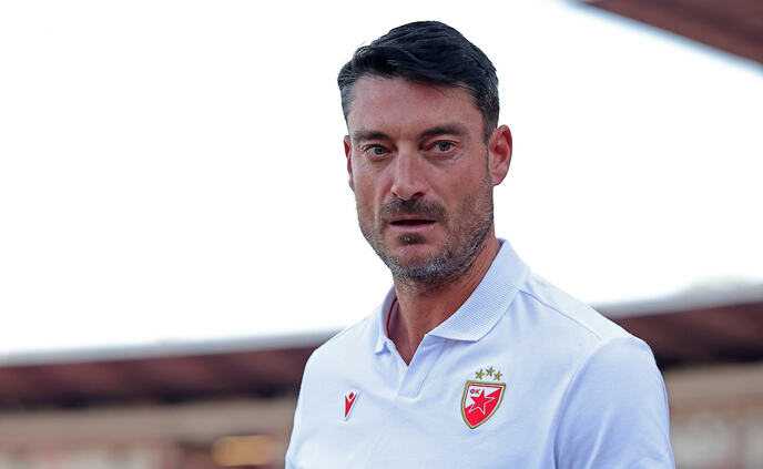 Albert Rijera u opremi Crvene zvezde