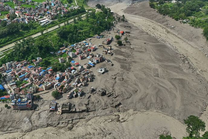 nepal02 AP Niranjan Shrestha.jpg