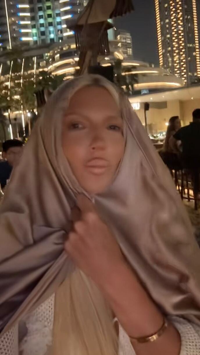 Jelena Karleusa (4).jpeg