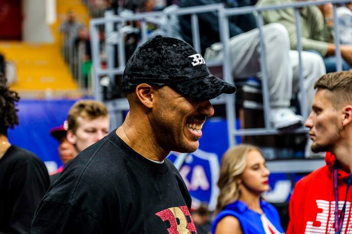 Lavar Bol