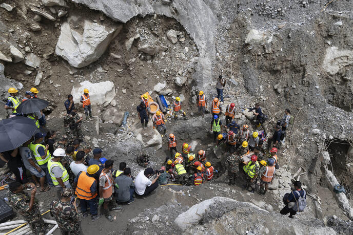 Nepal spašen hidroelektrana okrug Rasuva (5).jpg
