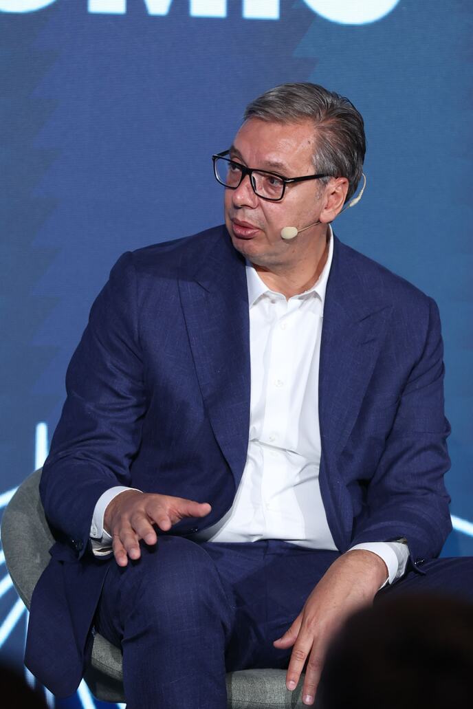 Beltalks Aleksadnar Vučić (9).jpeg