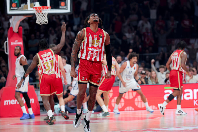 zvezda-efes-77018.JPG