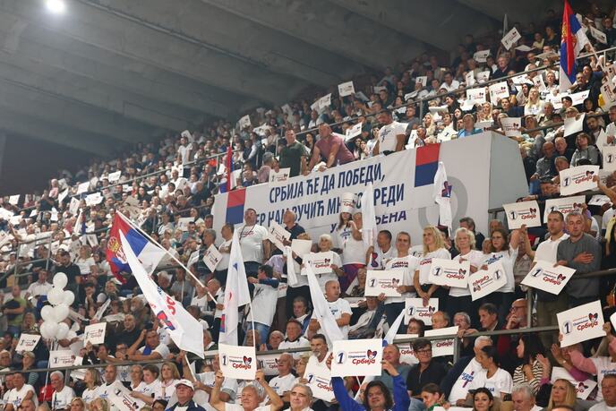 SNS Miting Kragujevac Aleksandar Vučić Ujedinjena Srbija (6).jpeg