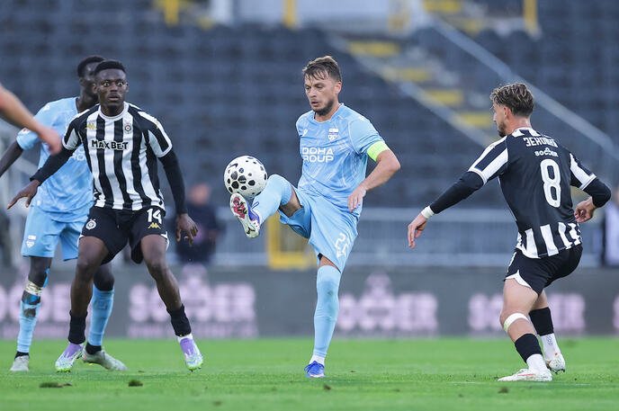 PARTIZAN-NOVI PAZAR_09.JPG