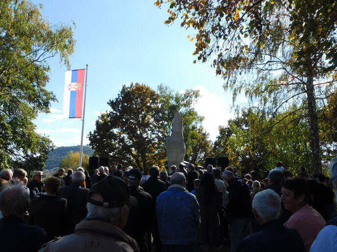 LOZNICA - Antić.jpg