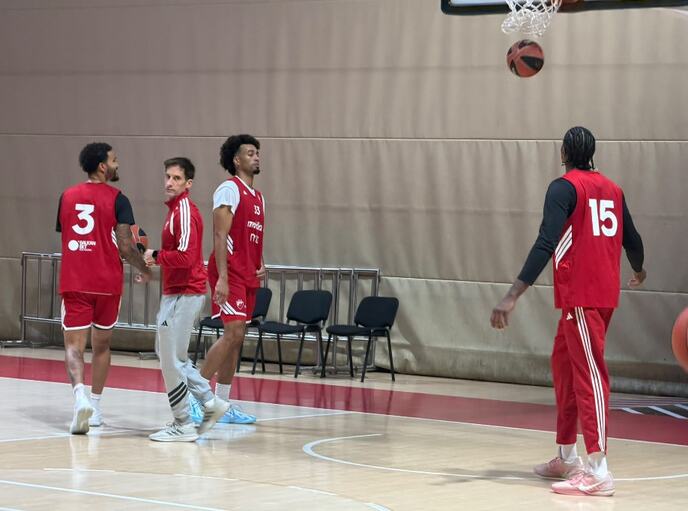 KK Crvena zvezda 2.jpg