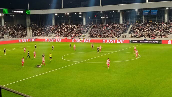FK Lugano, FK Crvena zvezda