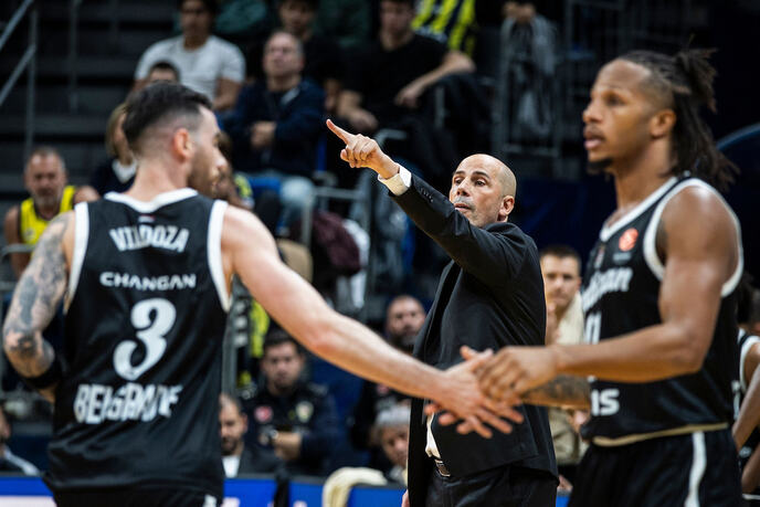 FENERBAHCE-PARTIZAN_50.JPG
