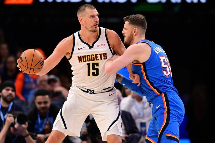 Nikola Jokić na utakmici protiv Oklahome