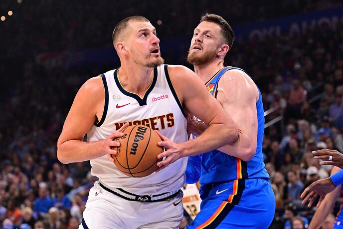 Nikola Jokić na utakmici protiv Oklahome