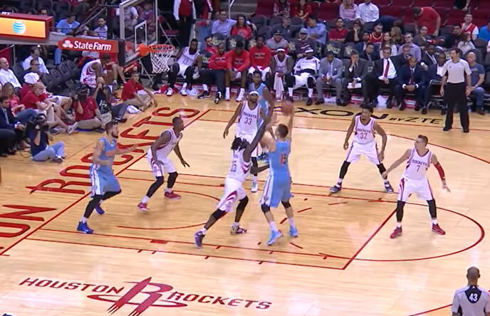 Nikola Jokić na debiju za Denver