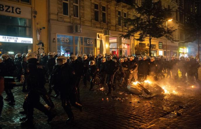 hamburg-demonstracije-podrska-policija-sukobi.jpg