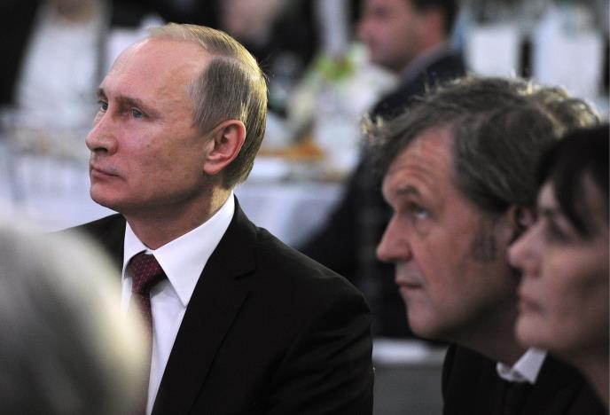 emir-kusturica-vladimir-putin.jpg