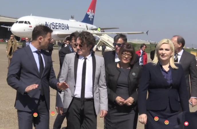 goran-bregovic-avion-er-bas.jpg