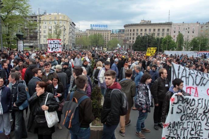 protest-16.dan-stop-diktaturi-protiv-diktature-beograd.jpg