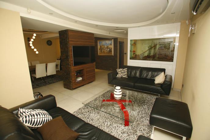 Boban Rajović prodao vilu koju je kupio od Dragane Mirković