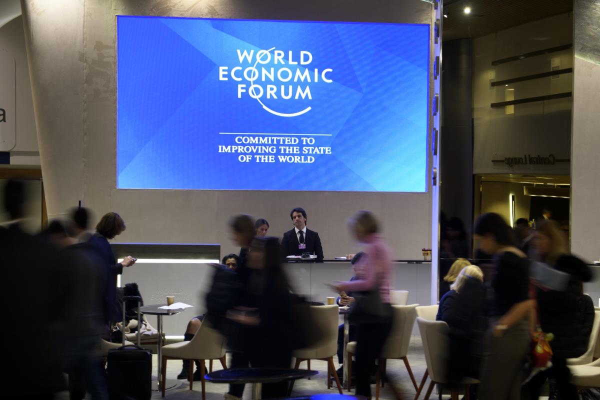 davos-epa-220101.jpg
