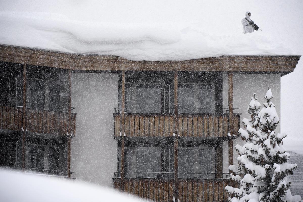 davos-epa-220102.jpg