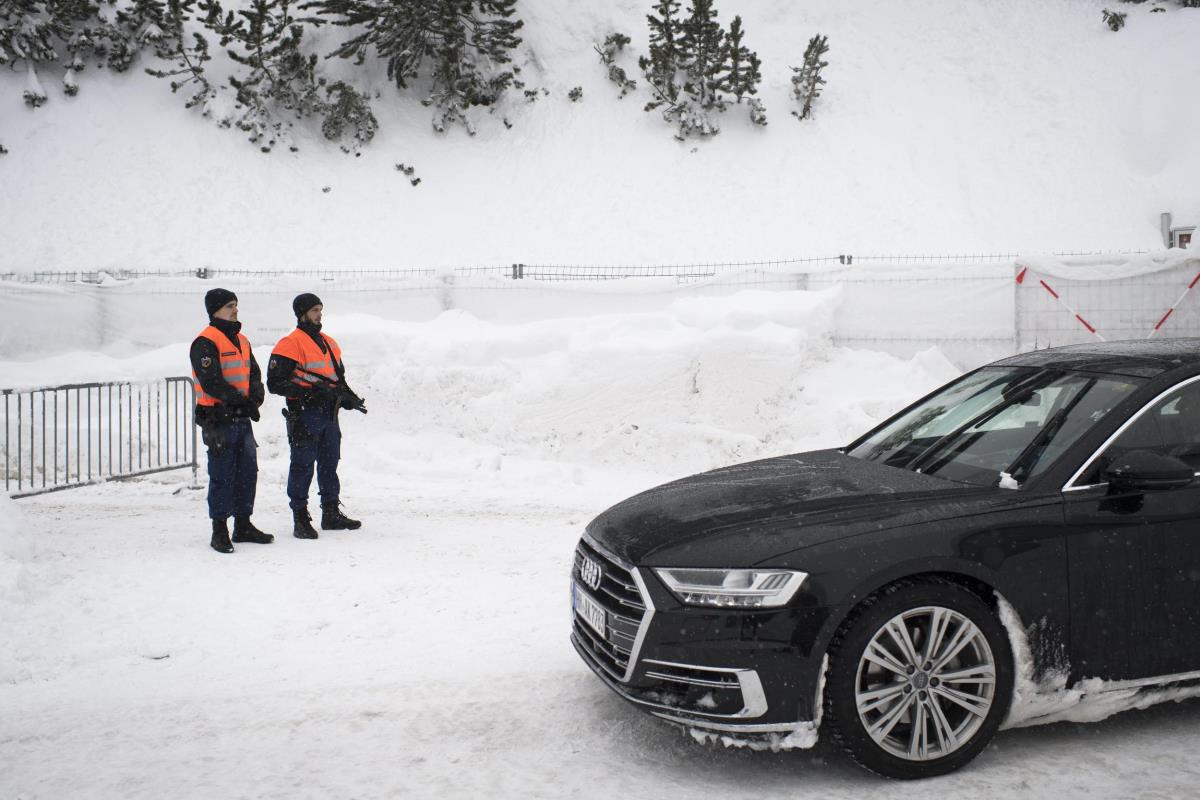 davos-epa-220105.jpg
