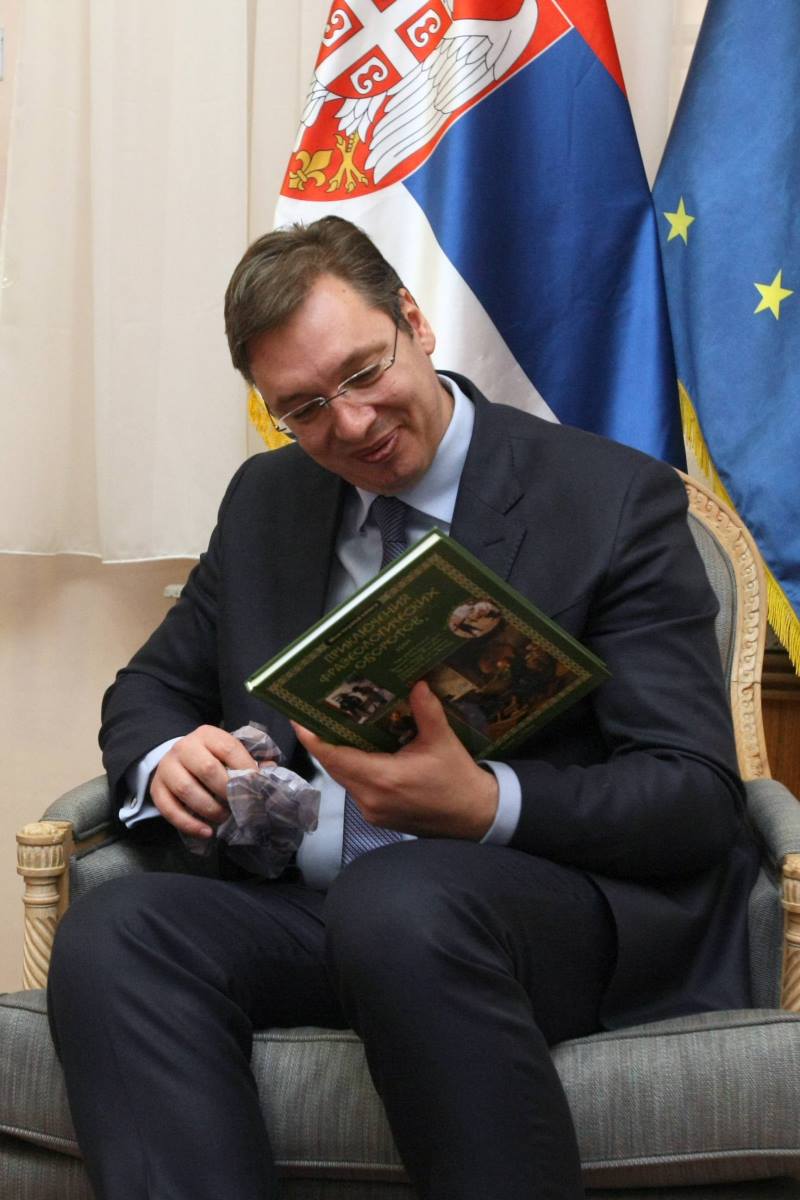 vucic-poklon-foto-beta-milan-obradovic.jpg