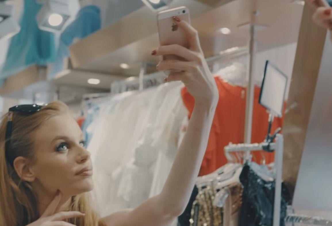 Jovana Milovanović u seriji Jugoslovenka