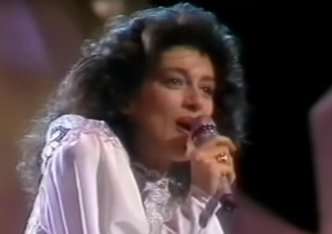 Doris Dragović na Jugoviziji 1986. pobedila Brenu i Ukraden