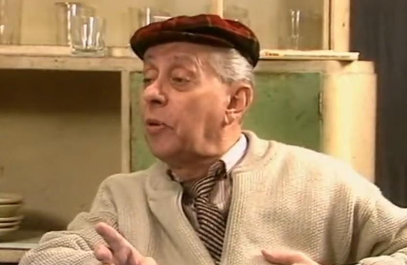 Miodrag Petrović Čkalja sa šeširićem