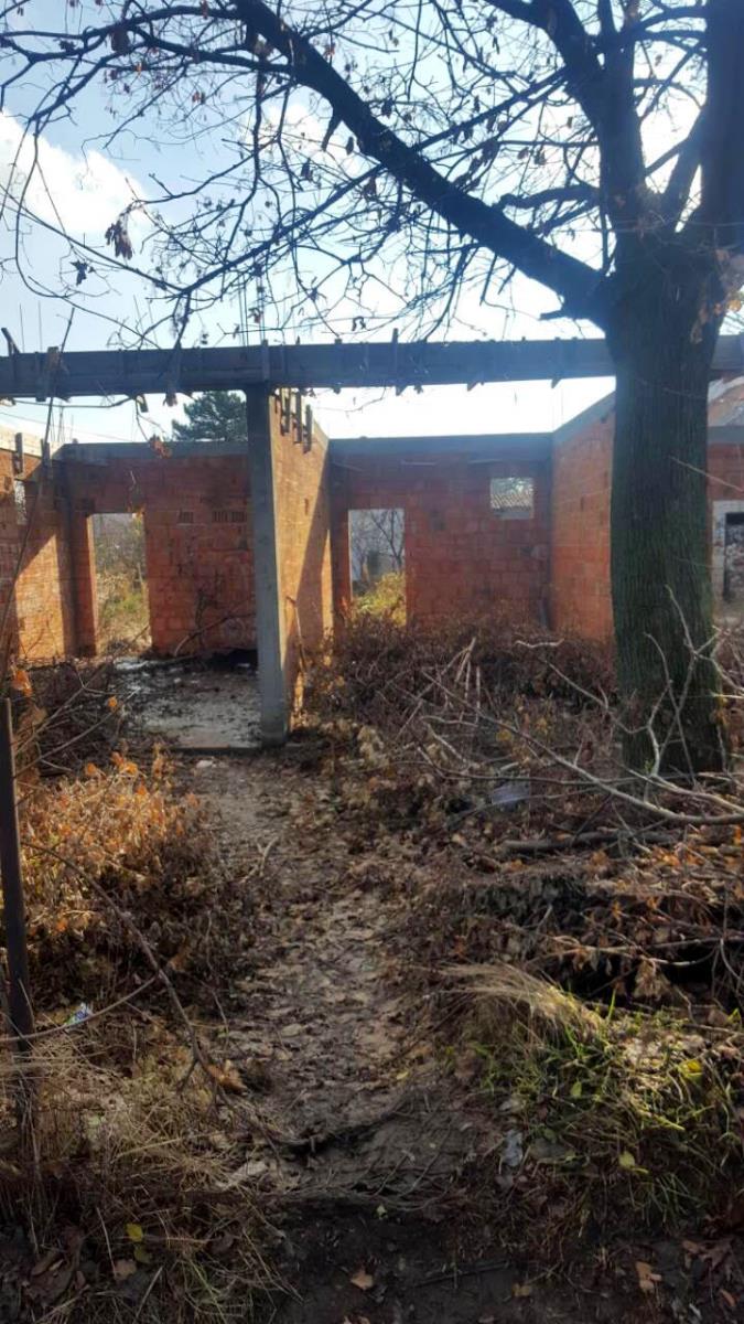 ledine-rusenje-bespravna-gradnja-foto-beinfo-3.jpg