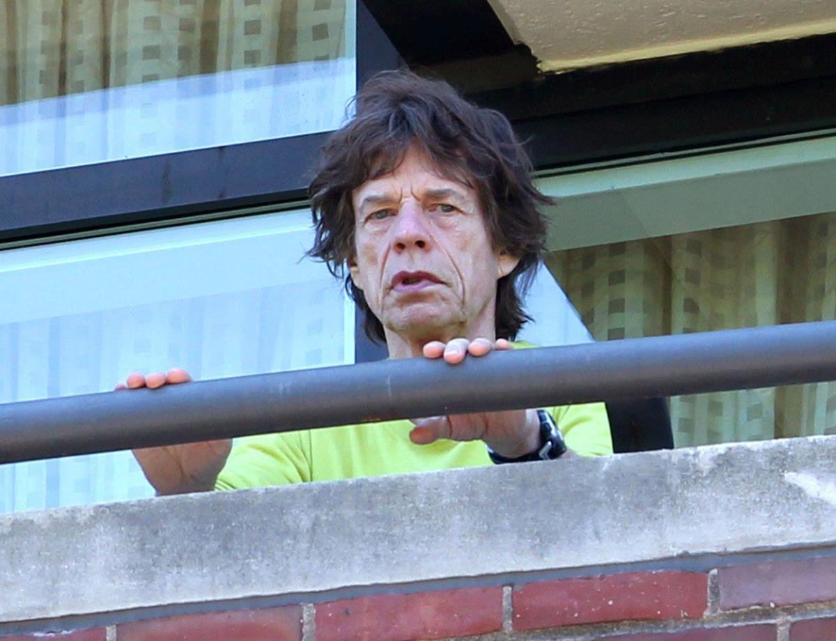 Mik Džeger na balkonu