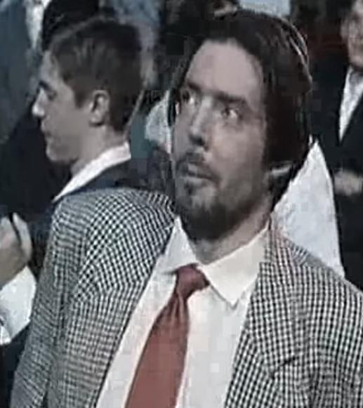 Igor Pervić u filmu Lajanje na zvezde