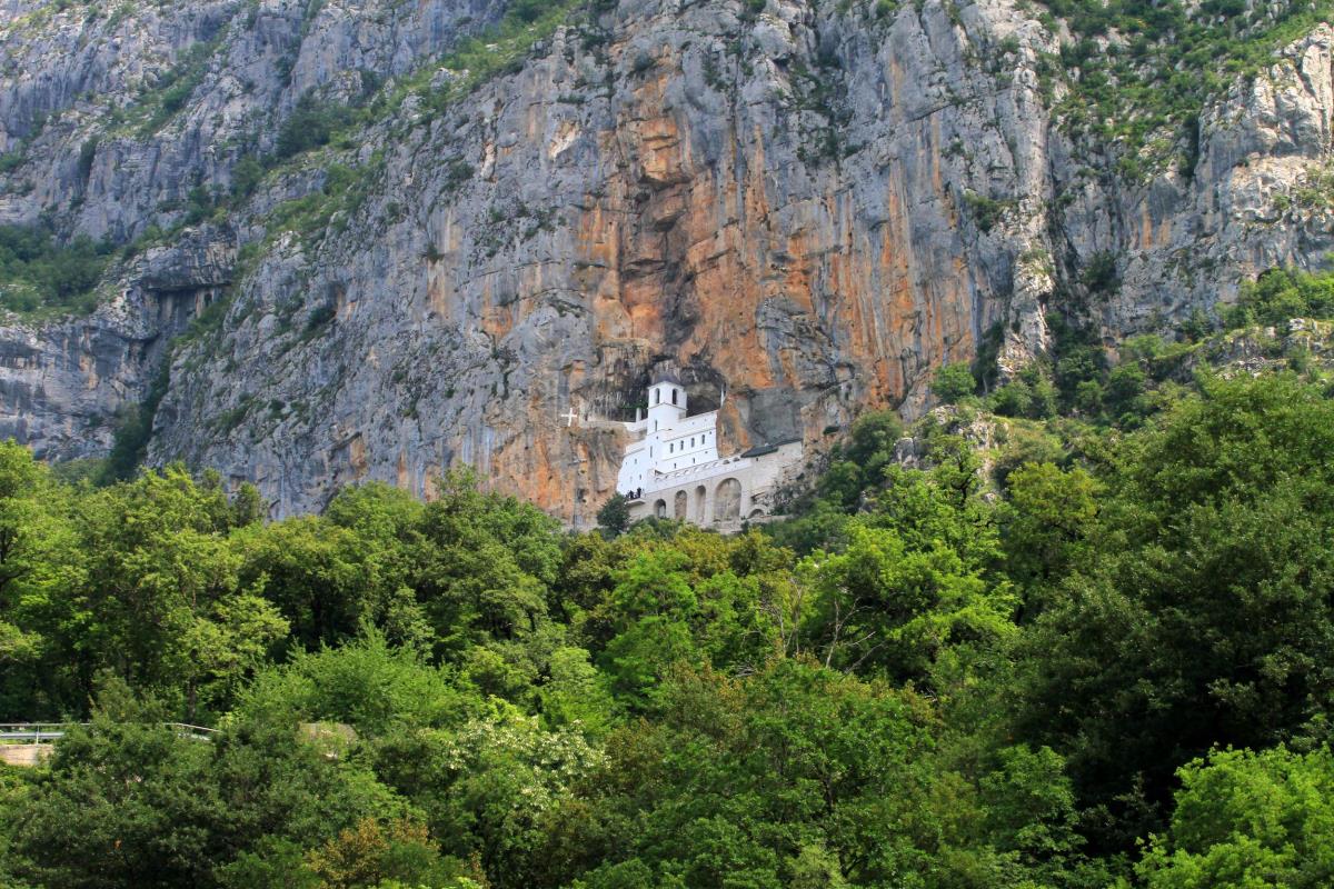 ostrog-foto-beta-milos-miskov-jul-2018-2.jpg