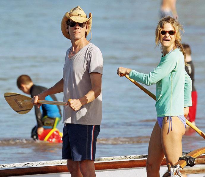 Kevin Bejkon i Kira Sedžvik veslaju