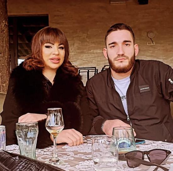 POTRESNE VESTI STIŽU IZ NIŠA! Miljana raskinula sa dečkom i prolazi kroz pakao, za sve krivi Mariju! Došlo do žestoke svađe, evo da li se zaposlila u PEČENJARI