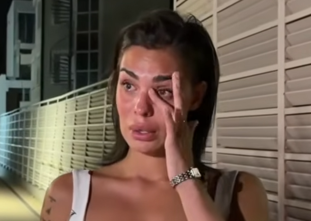 OGLASILA SE MINA VRBAŠKI NAKON DRAME! Grcala u suzama ispred "Pinka", sad poslala jasnu poruku: Kad imaš Boga za svedoka... (FOTO)